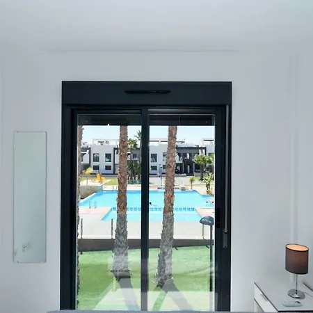 Penthouse Oasis Vi La Zenia Dehesa de Campoamor (Orihuela Costa)